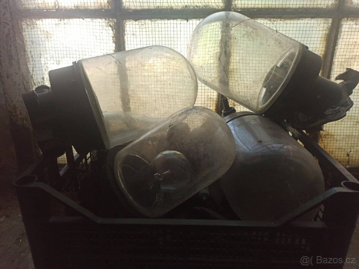 průmyslová lampa