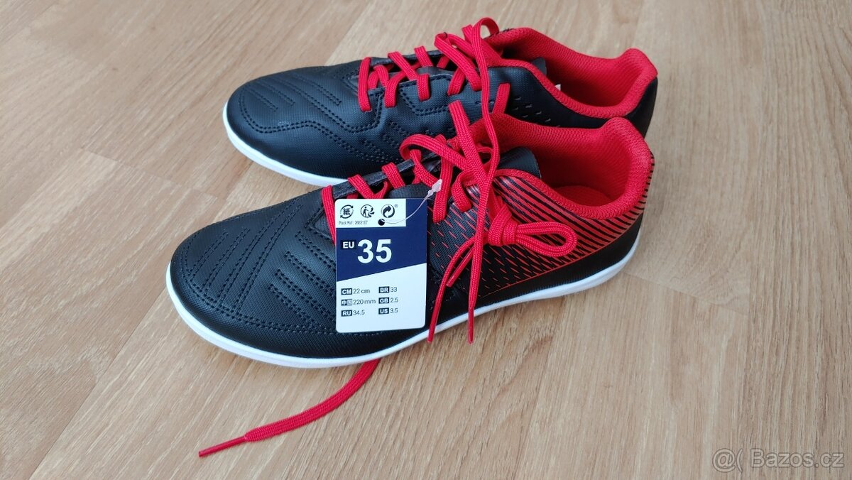 Dětské kopačky Decathlon velikost 35 - Nové