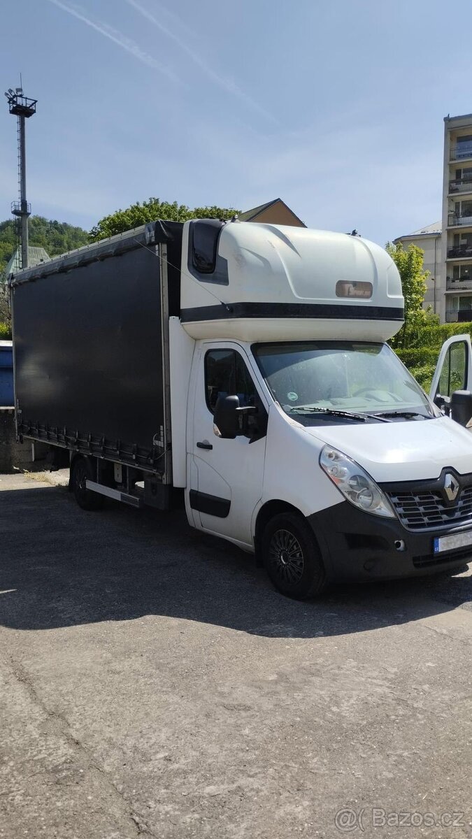RENAULT MASTER / 2014 / 894 000 km