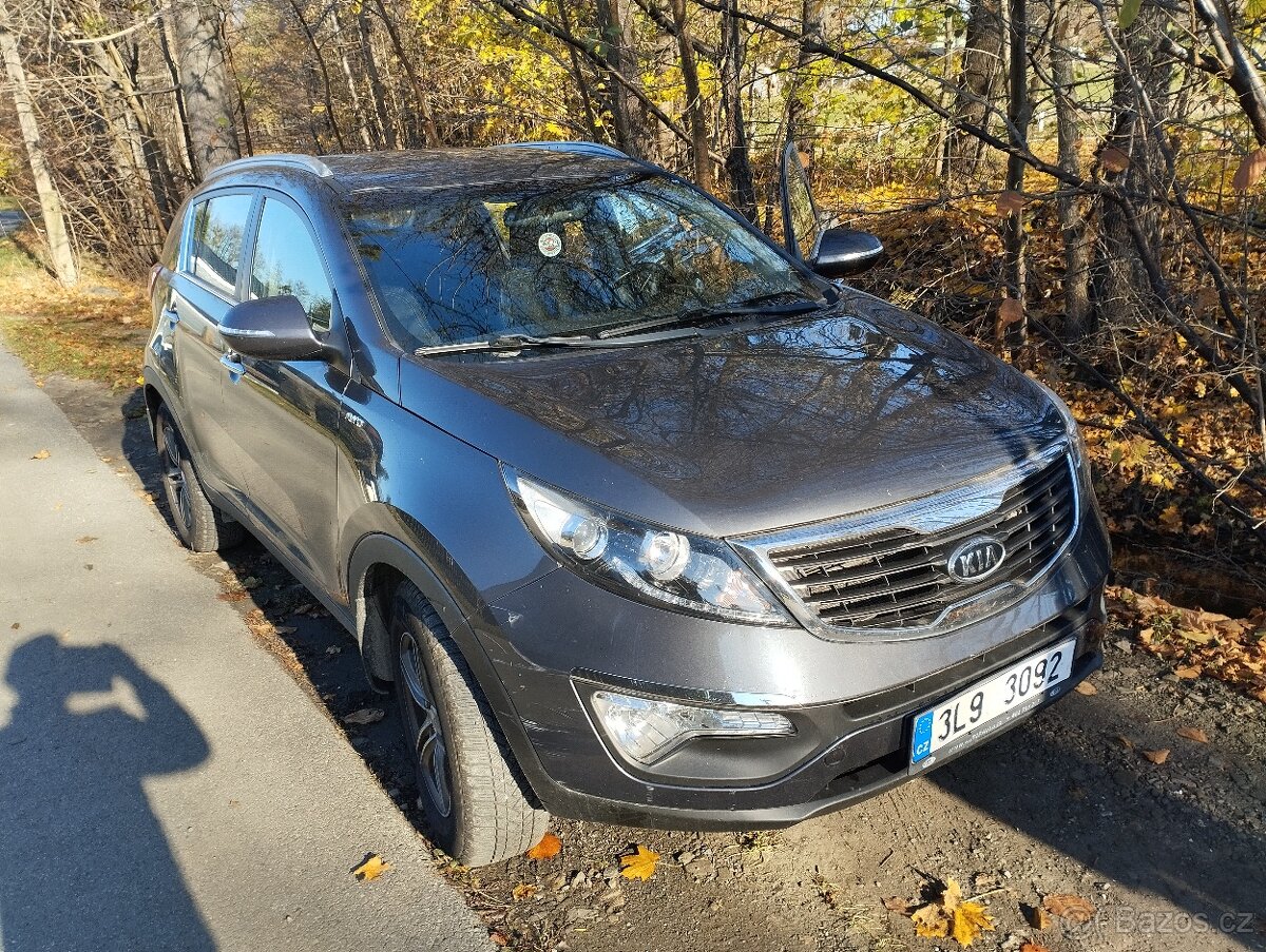 Kia Sportage r.v.2011 , 1995 ccm ,diesel, AWD ,manuál.