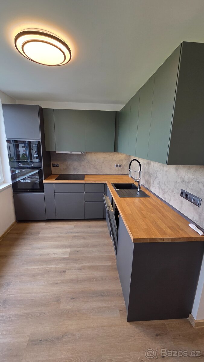 Prodej bytu 3+1 64 m² Větrná, České Budějovice