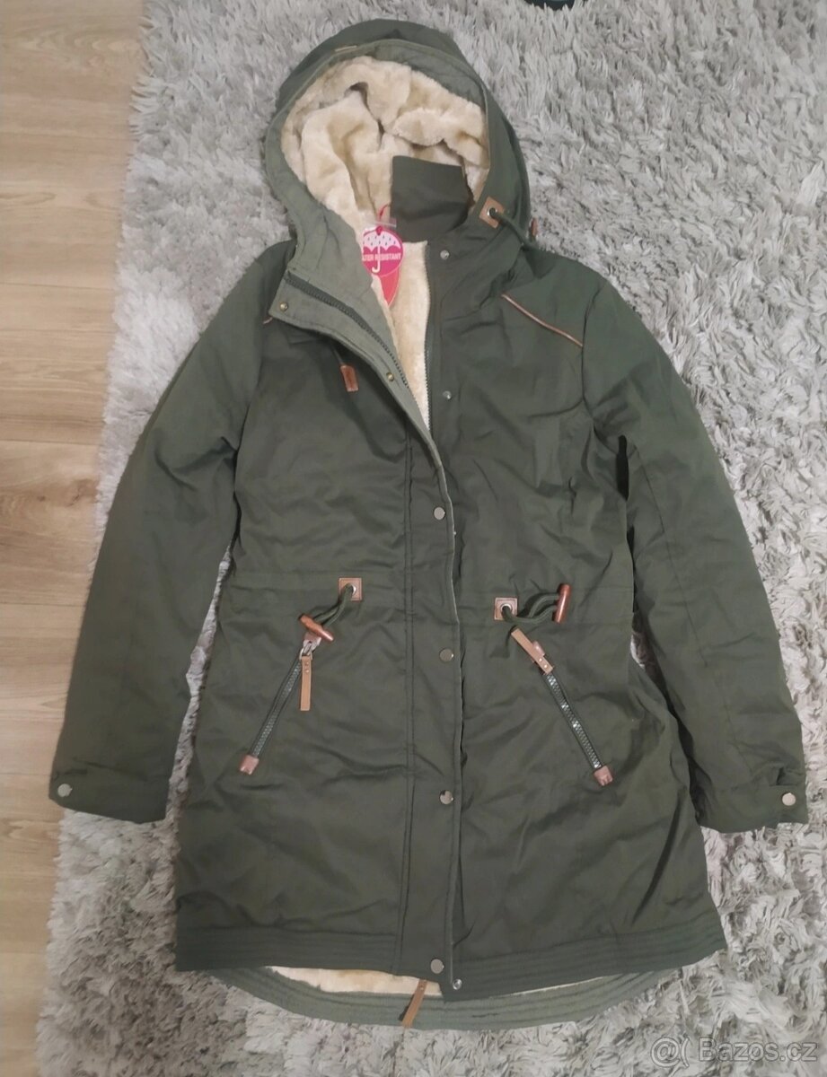 Zimní dámská parka XXL
