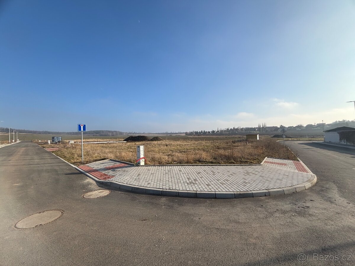 Pozemek 1026m2 - Lišany u Rakovníka