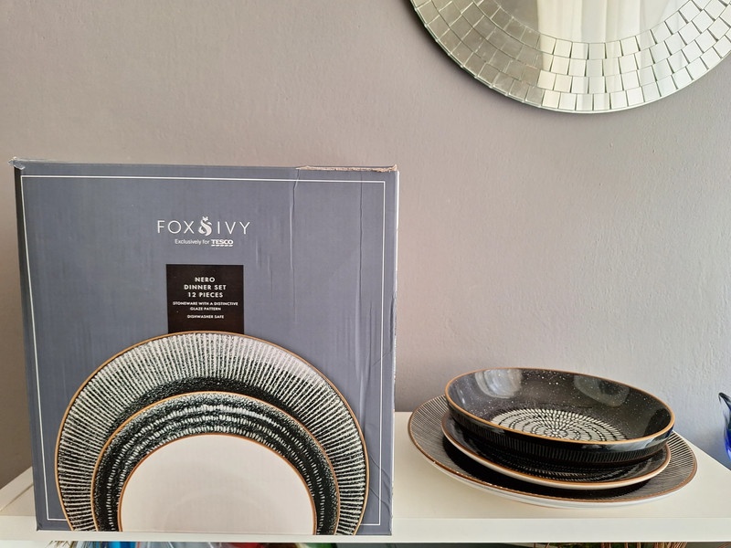 Sada 8 ks talířů + 4 ks miska Fox & Ivy, Tesco