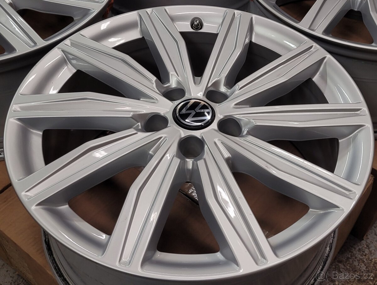 VW Passat B8, alu disky 19' OEM 8x19