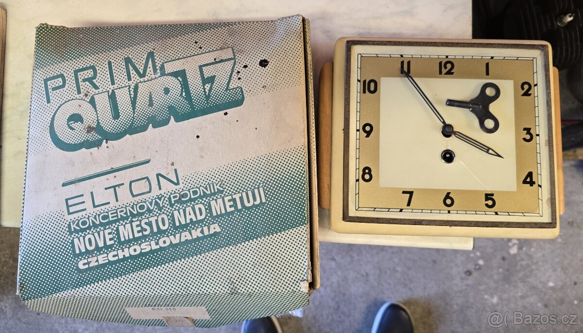Nástěnné hodiny Prim - Chronotechna