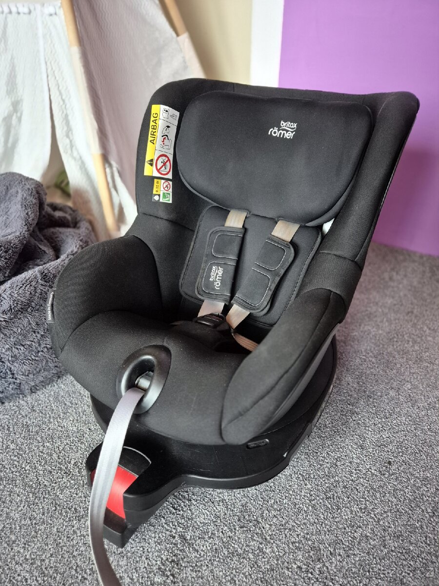 Britax Römer dualfix M i-size