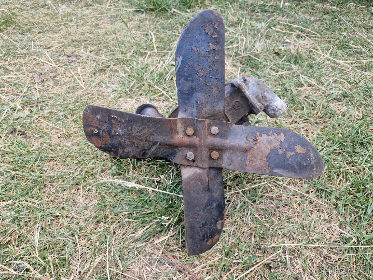 Vodní pumpa škoda Spartak Felicia octavia