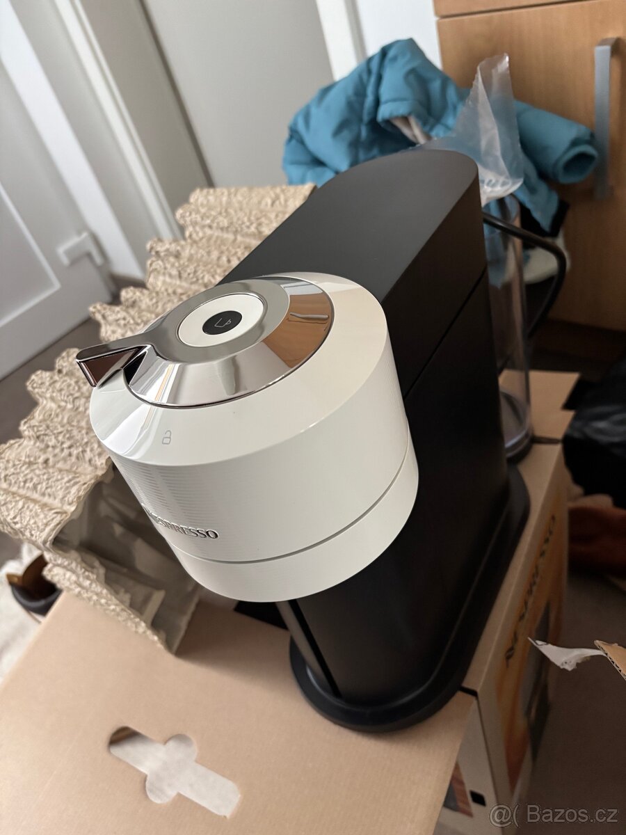 Nový Kávovar Nespresso Vertuo Next White