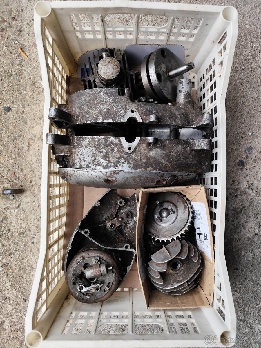 Motor Jawa 550 / 555