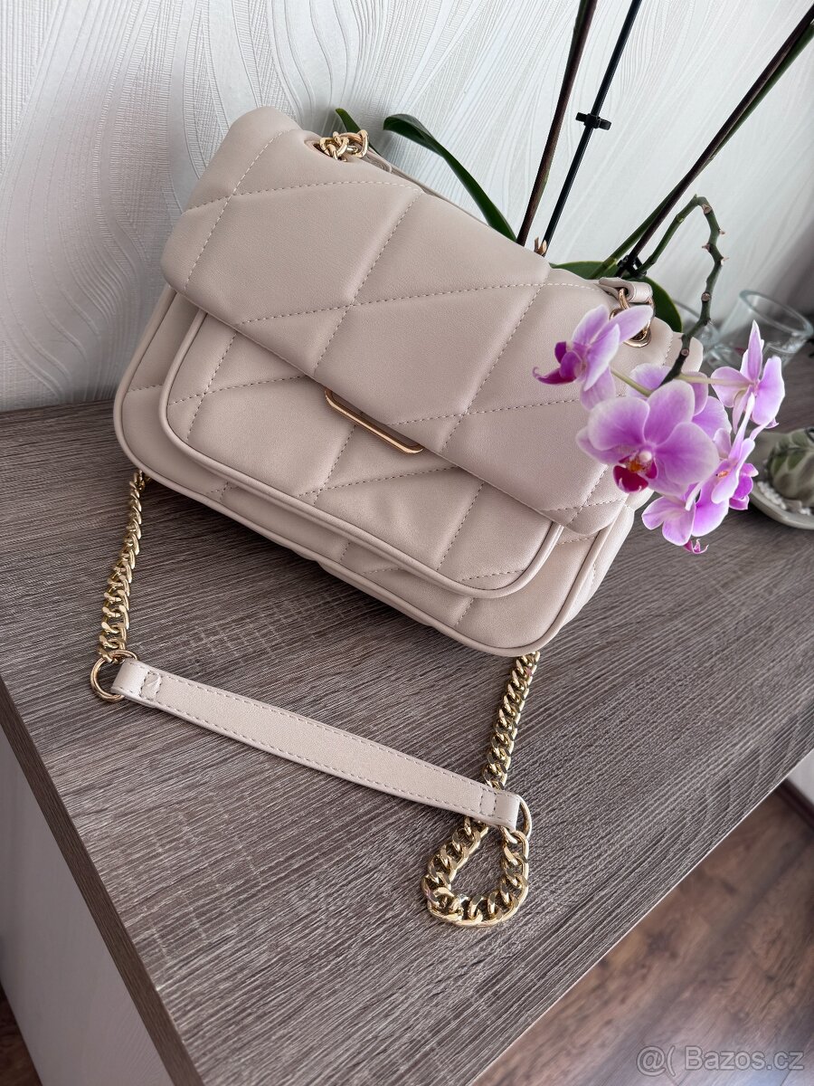 Krémová kabelka z Primarku