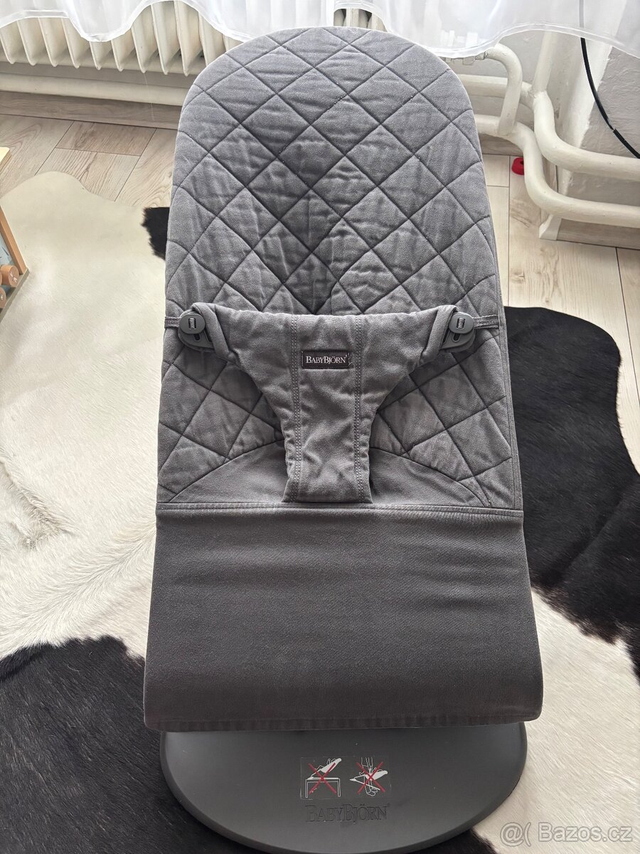 Babybjorn Bliss šedé houpátko