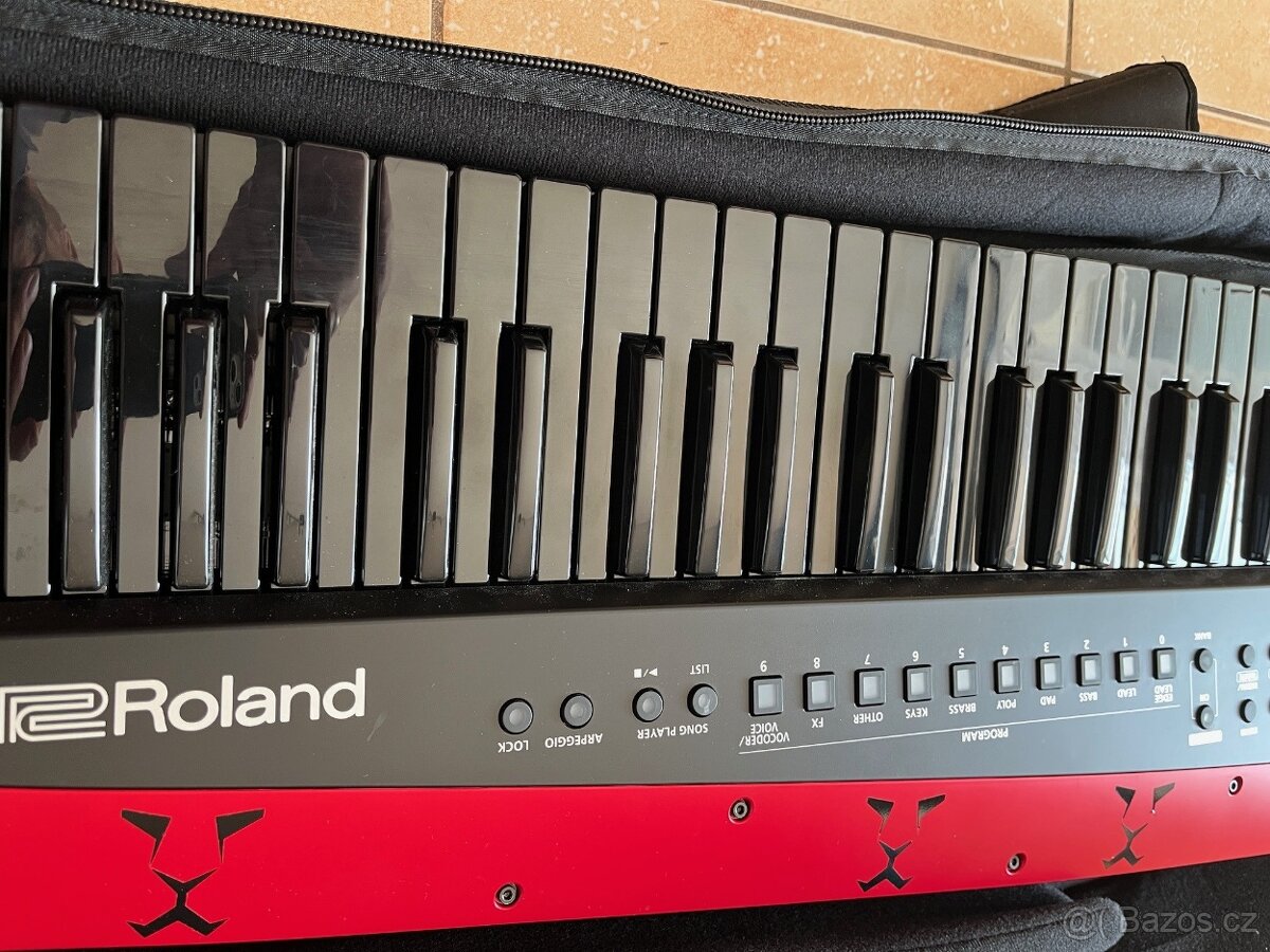 Prodám Roland AX-Edge Keytar black