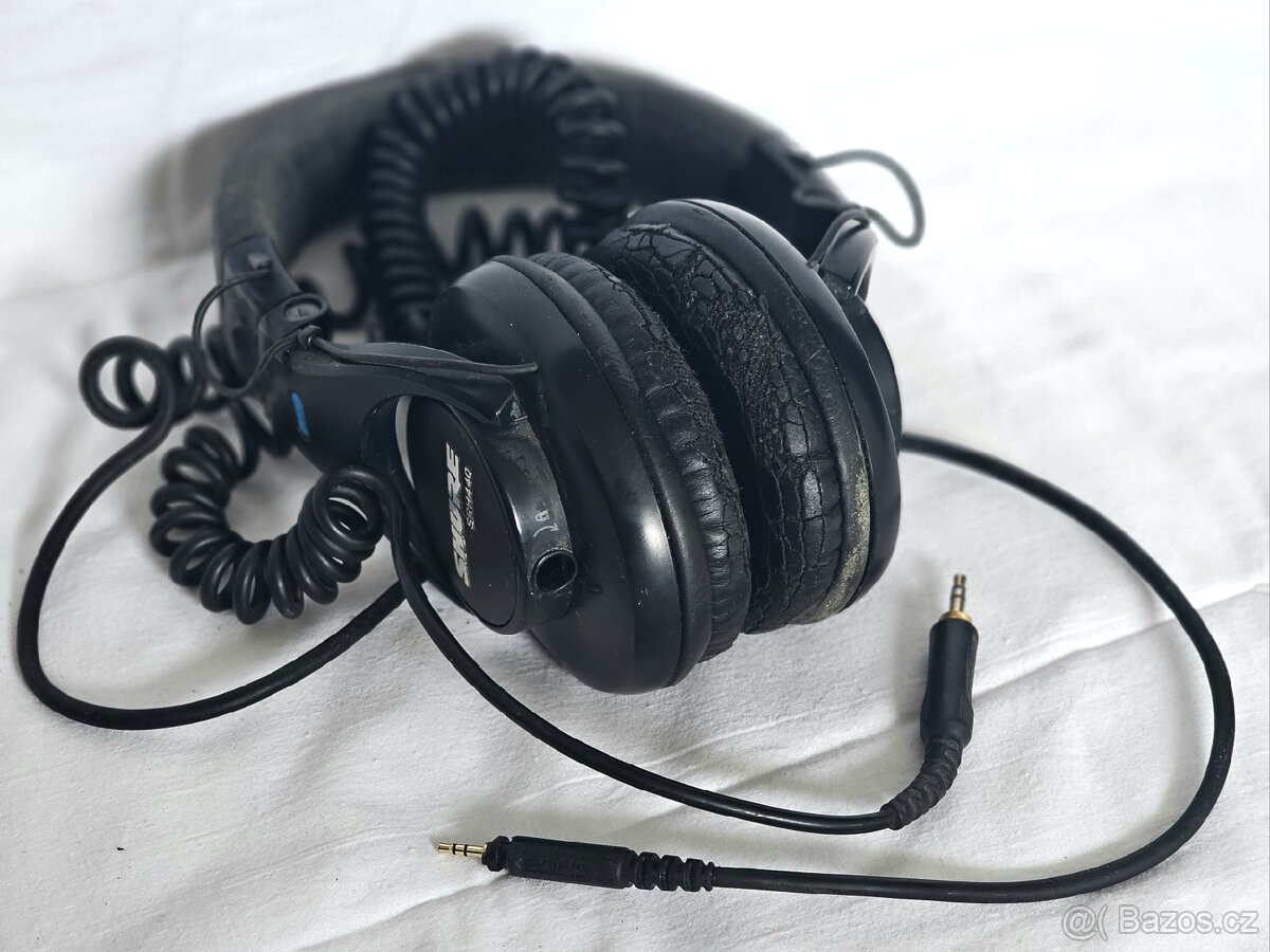 Sluchátka Shure SRH 440