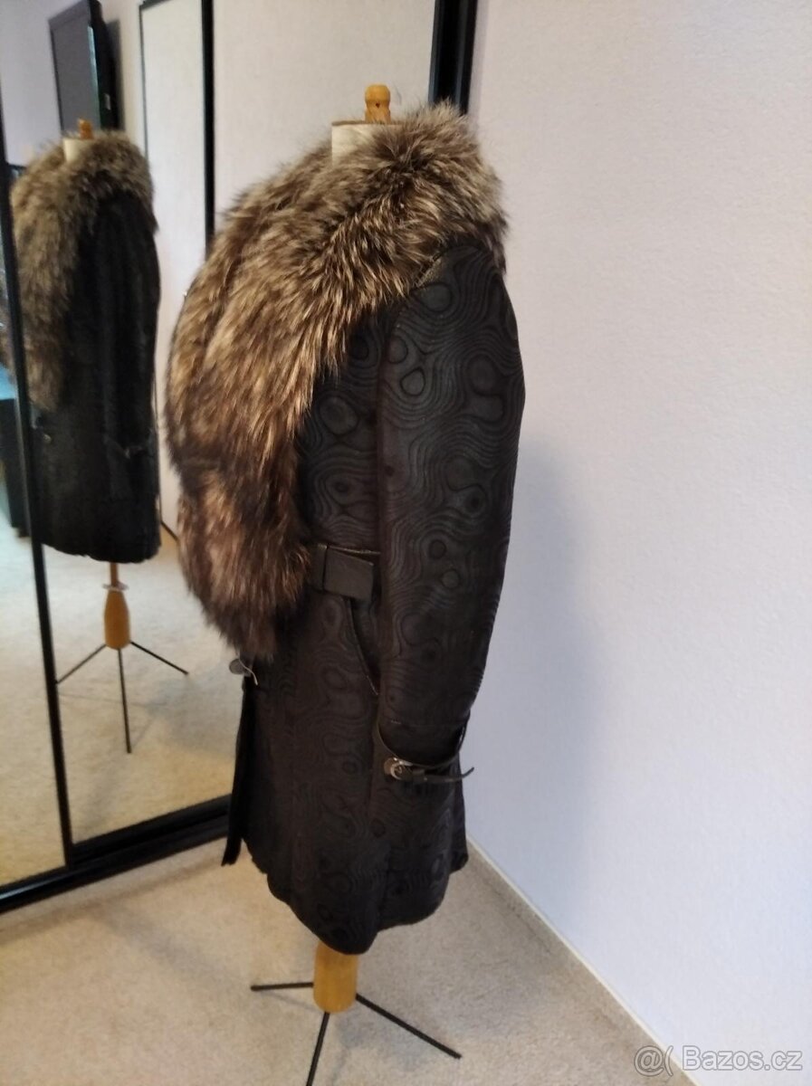 Kožený kabátek s liskou