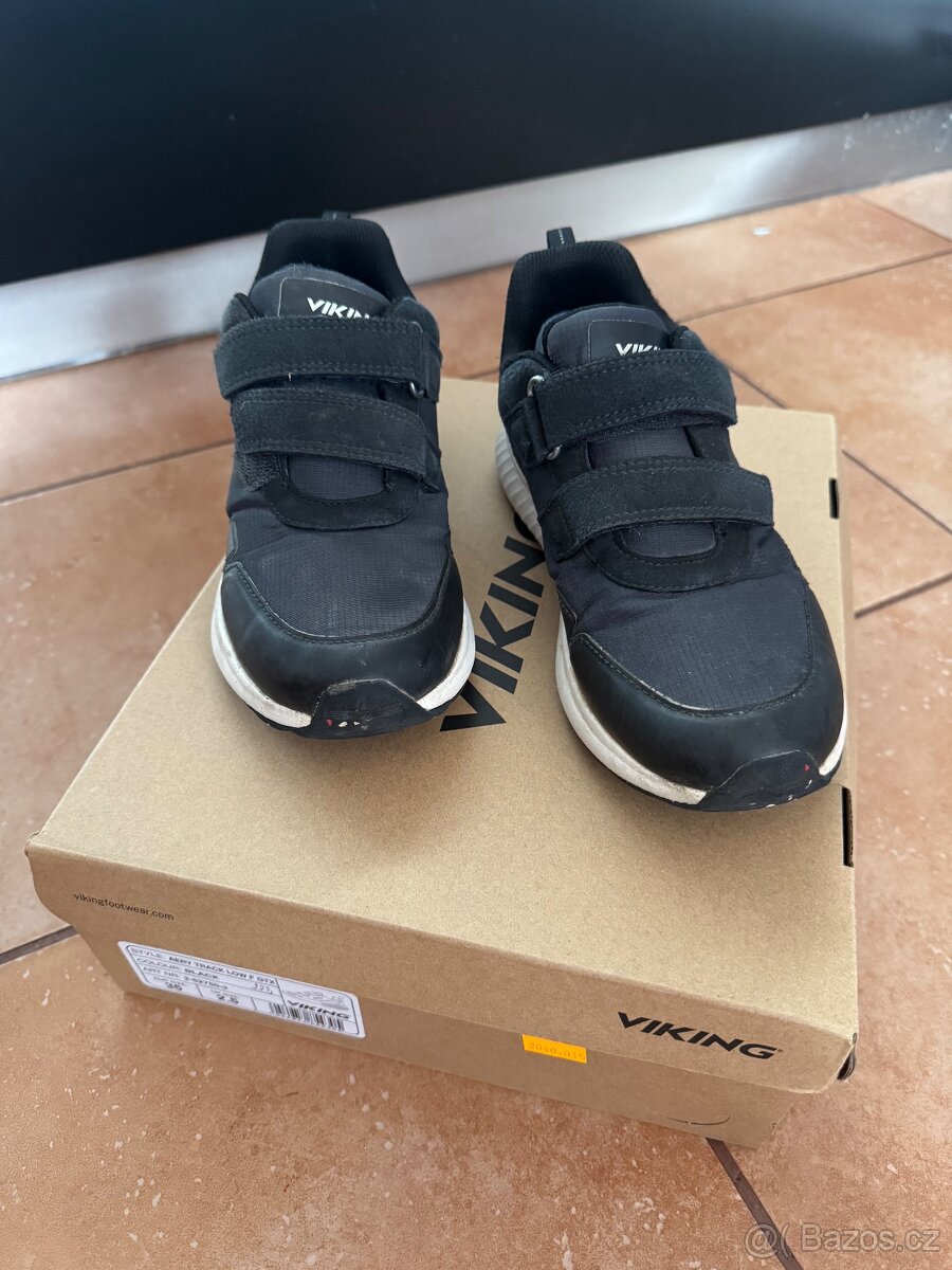 Celoroční boty Viking s membránou vel.35