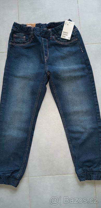 Nové dívčí džíny, legíny