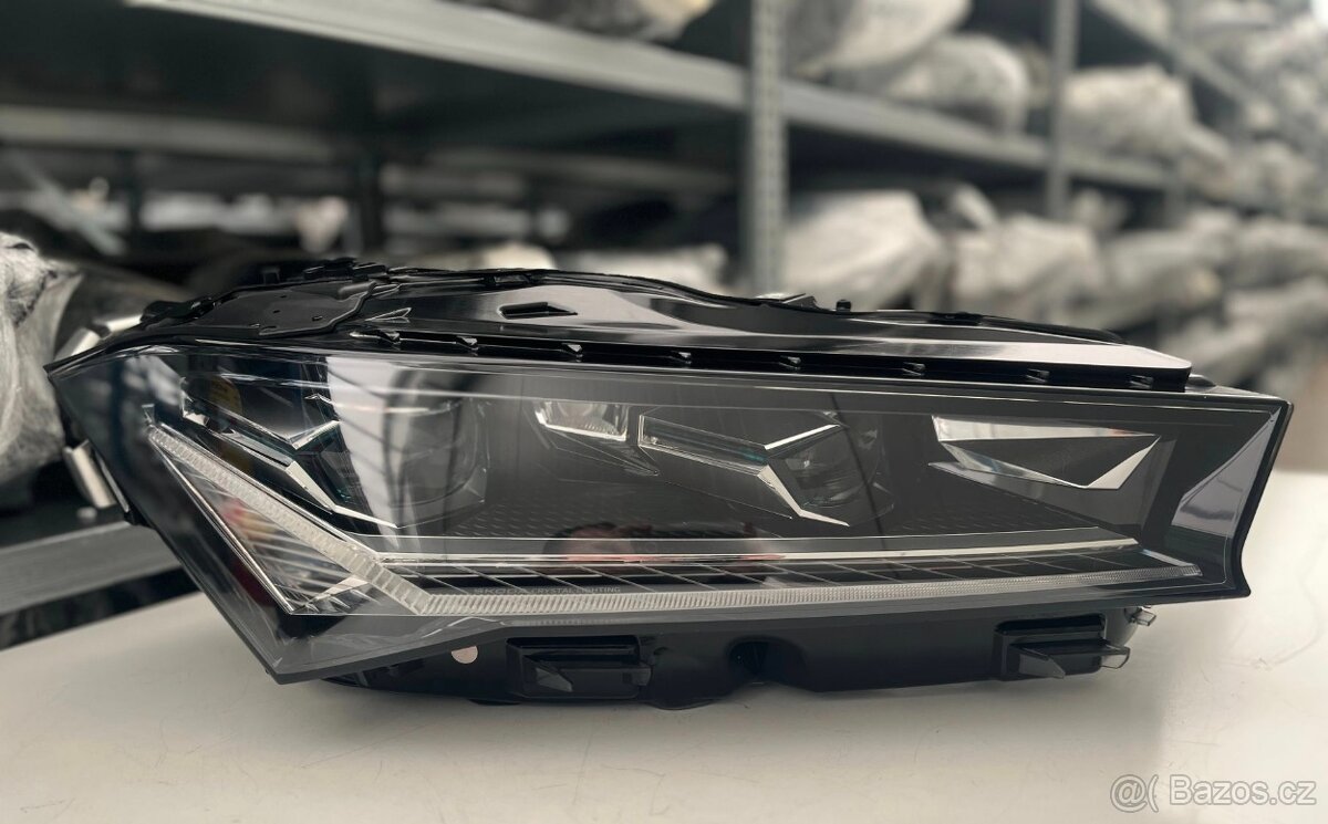 Superb 4 full LED Matrix 3P1941016A svetlomet