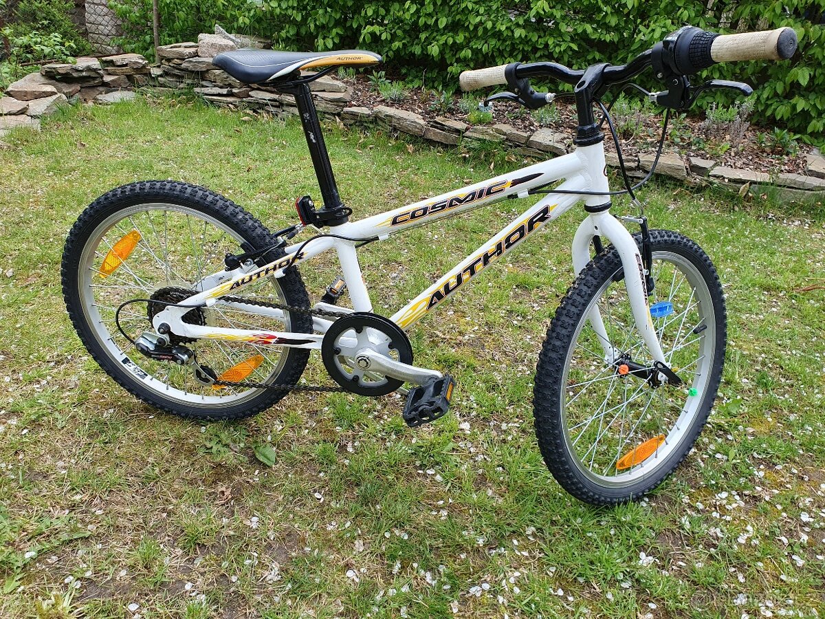Lehké dětské kolo Author Cosmic 20"