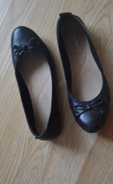 kožené baleriny_ lodičky vel. 39 lasocki-top stav