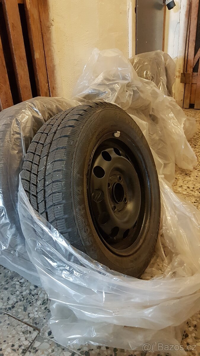 185/65 R 14 86 T Zimní pneu s diskami vo výbornom stave