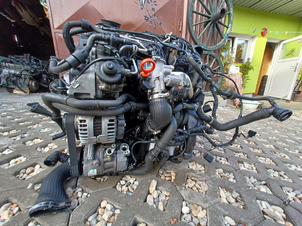 Motor 2,0 tdi 125kw typ CBBB kompletní 012