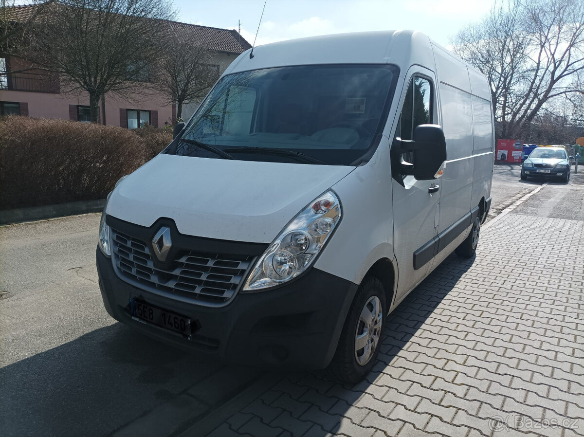 Renault Master skříňový – 2.3 dCi, 284.000 km