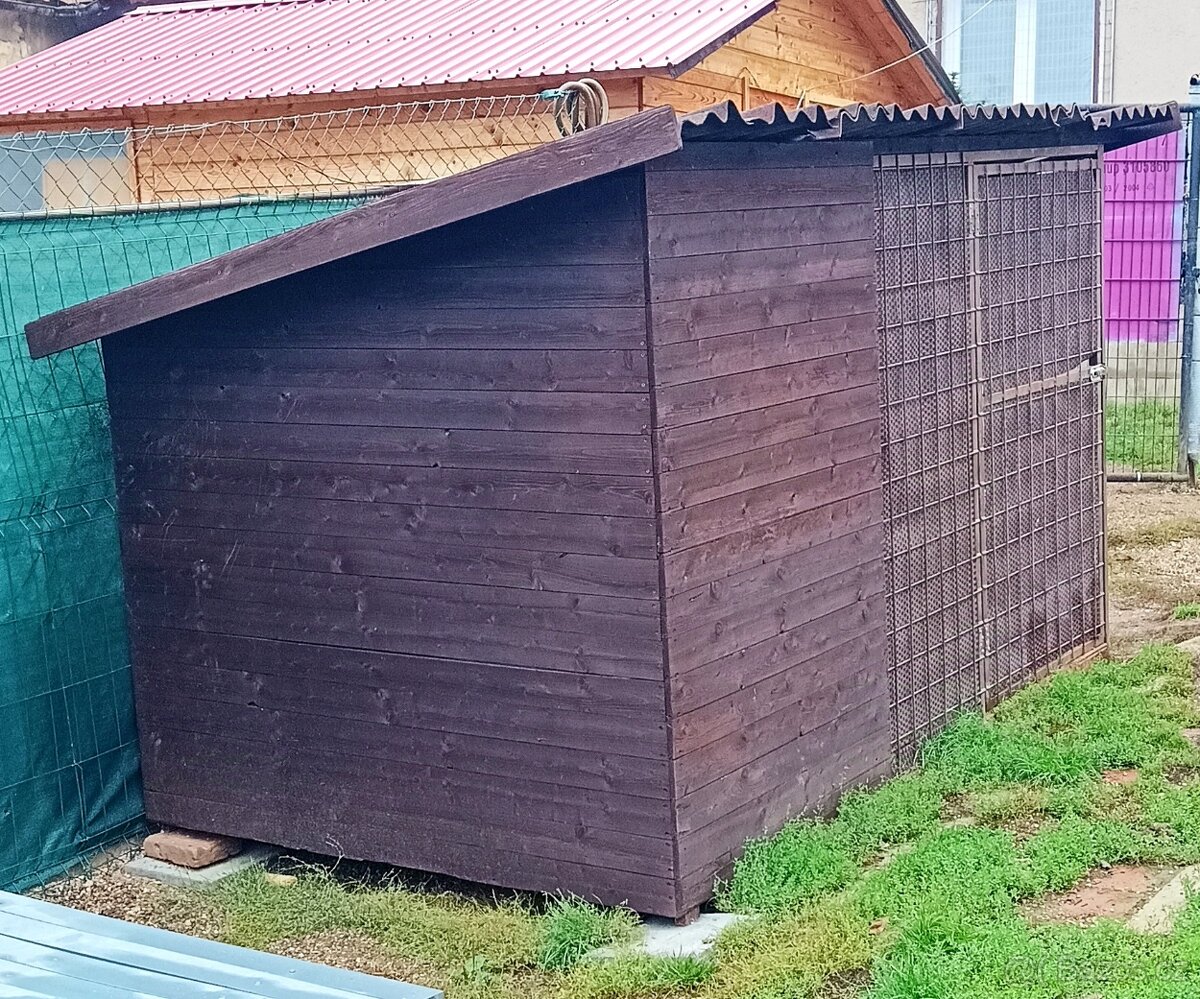 Kotec pro psa, domek na dřevo 270x170cm