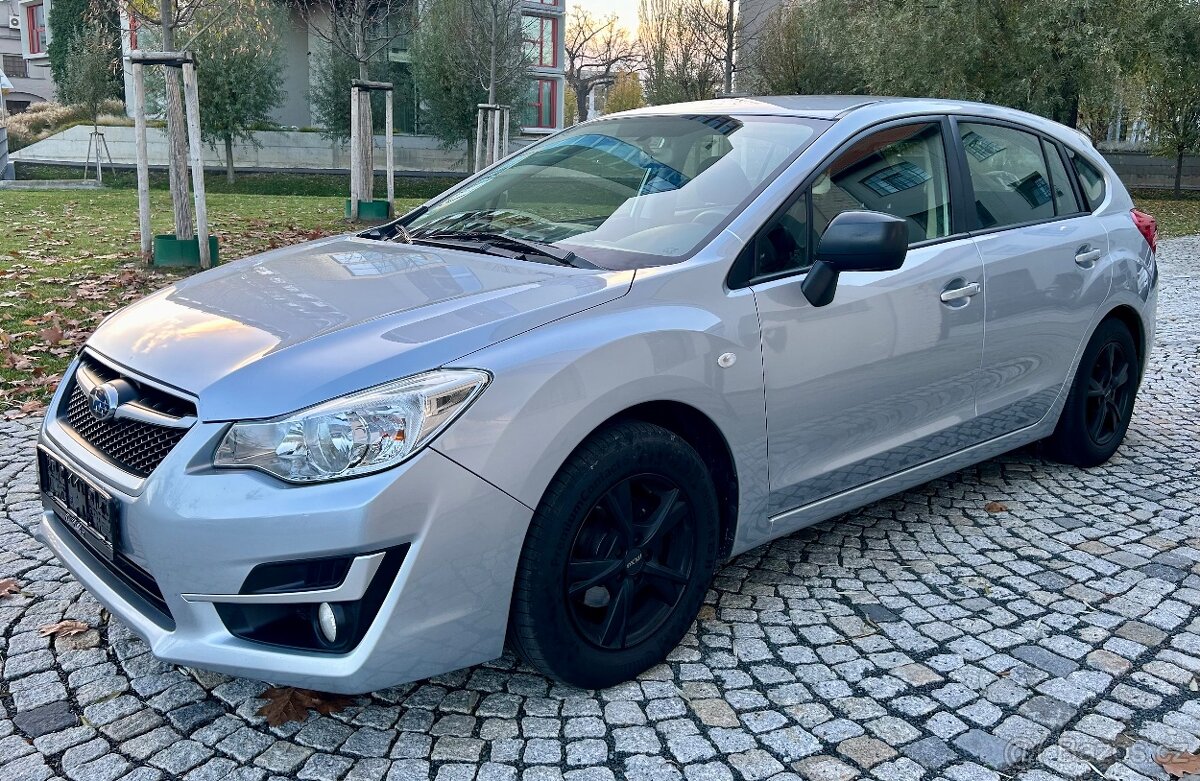 SUBARU IMPREZA 1.6i BENZÍN 4x4 AUTOMAT-VYHŘEV-SERVISKA-2017