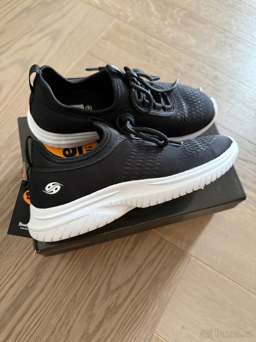 Nové lehké tenisky Dockers vel. 34
