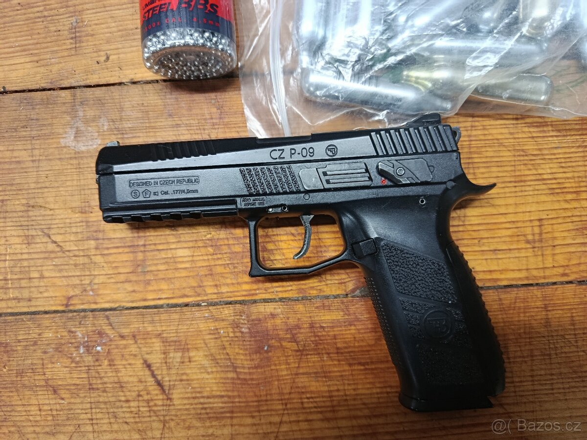 Vzduchová pistole čz p 09