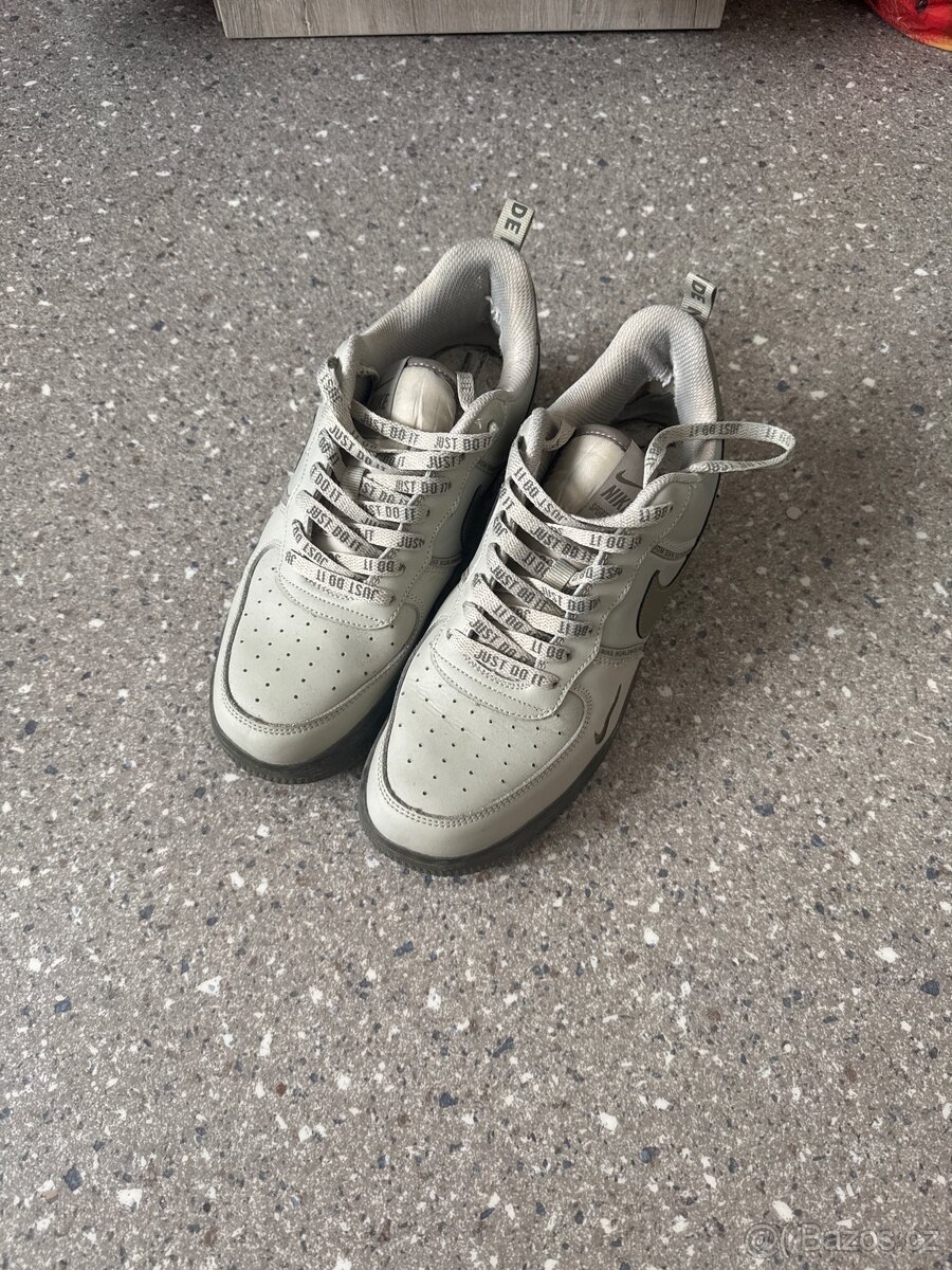 Nike Air Force 1 “WorldWide” – limitovaná edice, vel. 43