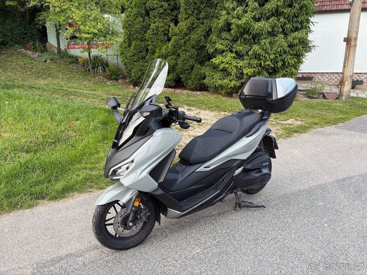 Honda Forza 350 2023
