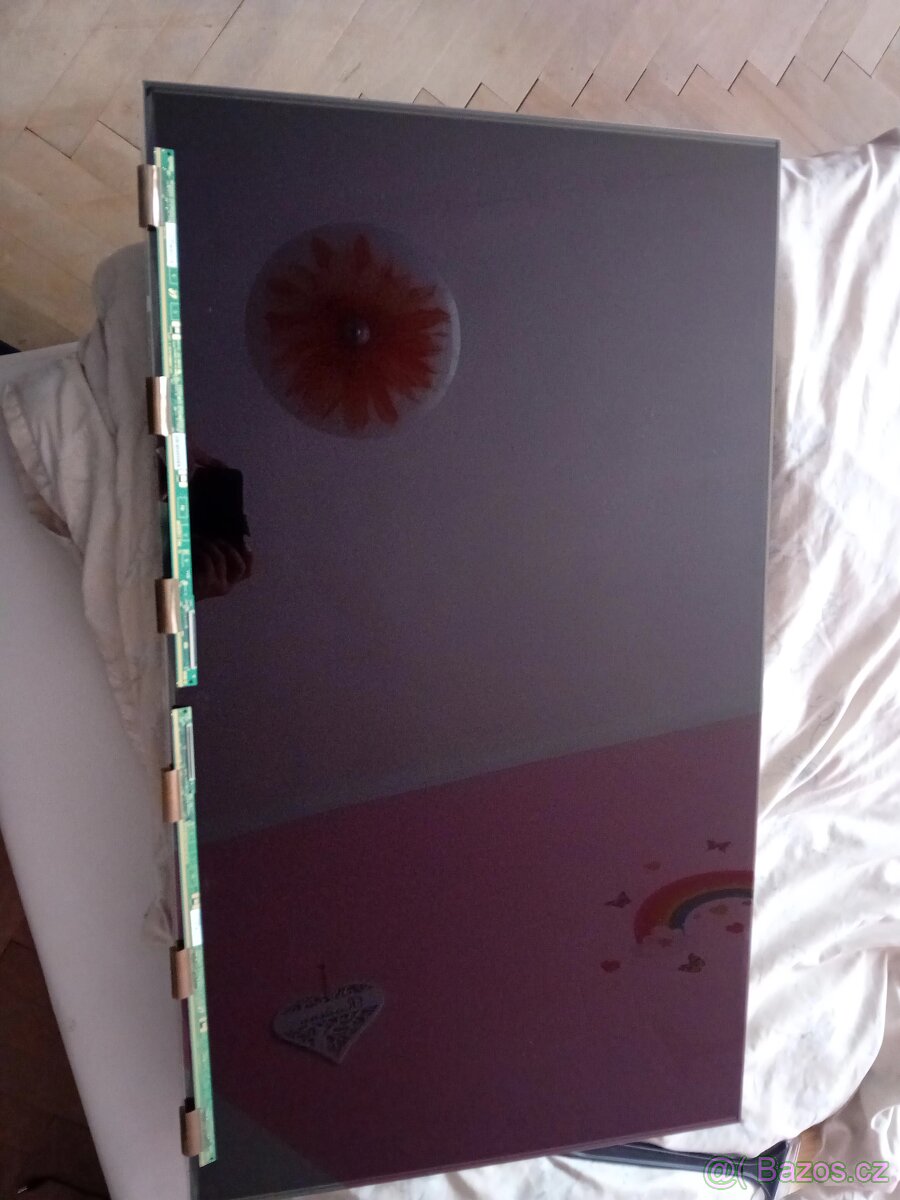 Prodám dyspley televize ue40f6400ak