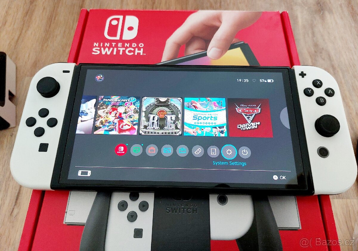 Nintendo Switch OLED - Top stav