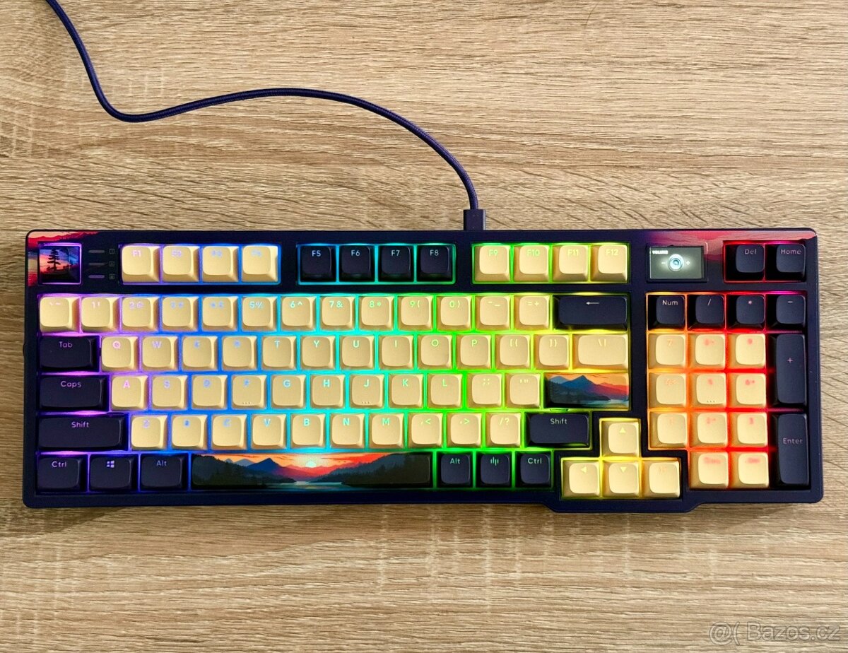 Mechanická klávesnice Dark Project KD98A Sunset s displejem