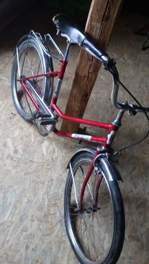 Retro kolo s chromovými prvky, dámské