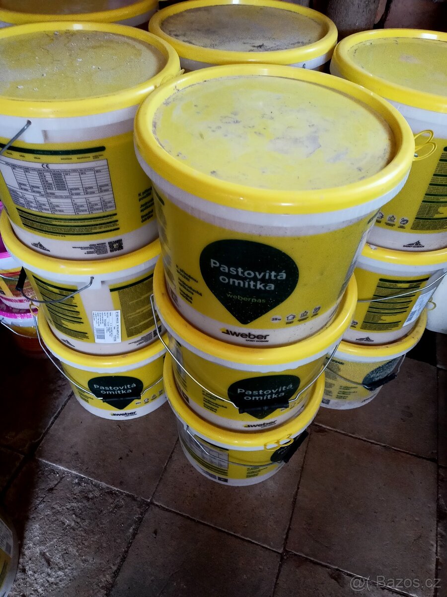 Fasádní akrylátová omítka