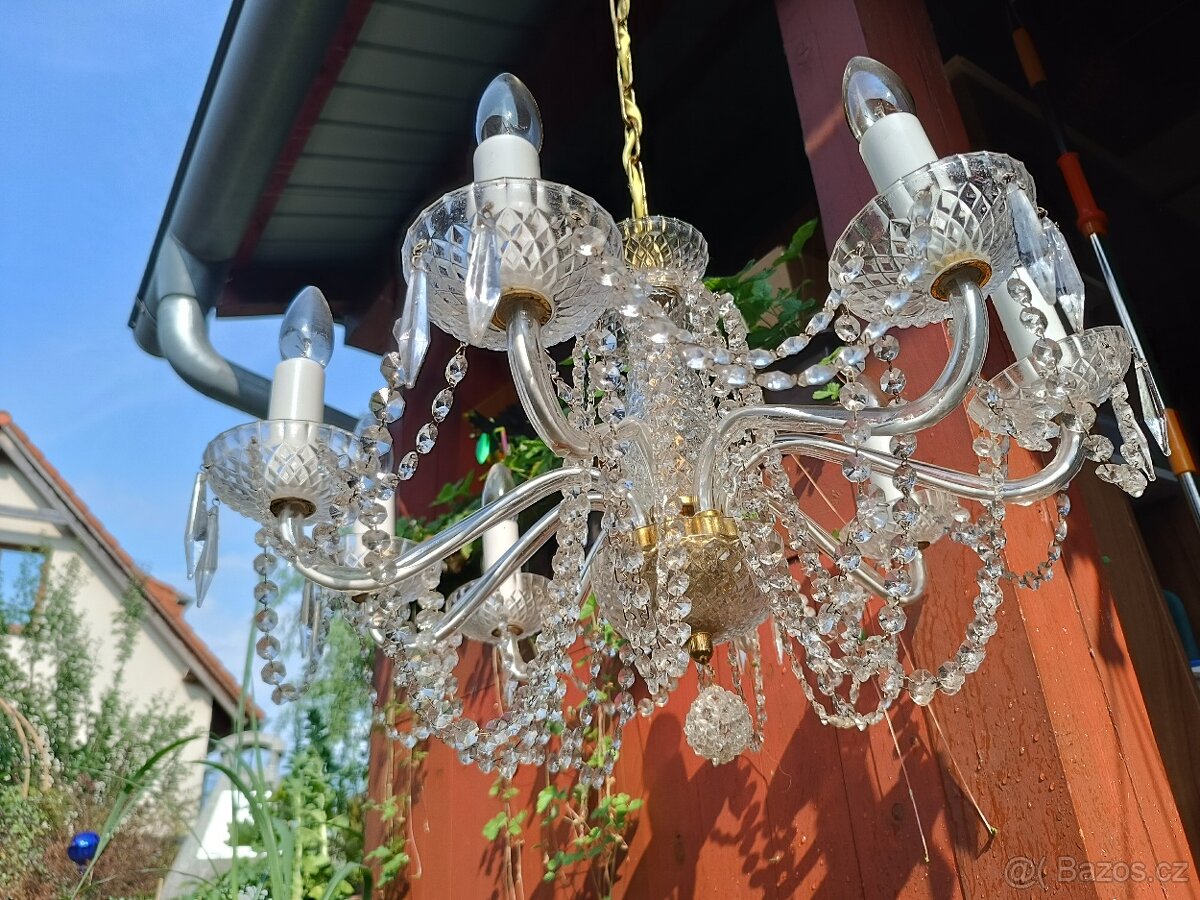 Starožitný křišťálový lustr