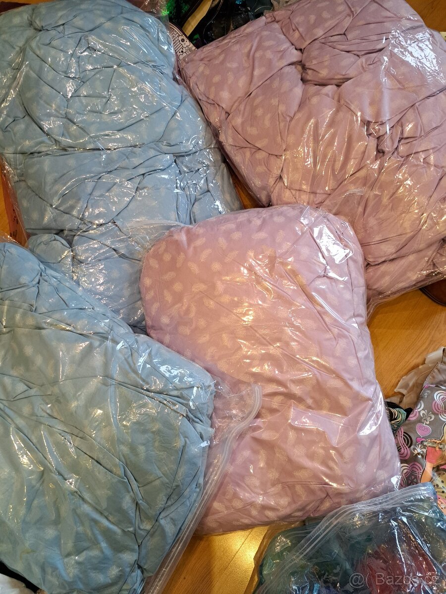 Prodám péřové peřiny a polštáře