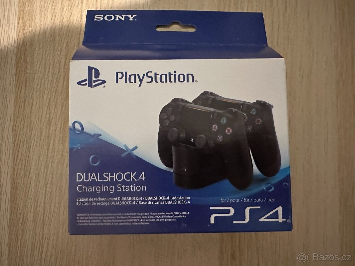 Nabíjecí stanice pro ovladače Dual Shock 4 na PS4