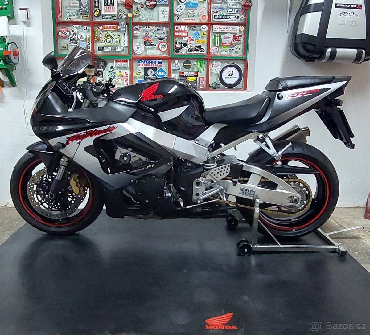 Honda Cbr 900 rr fireblade sc44