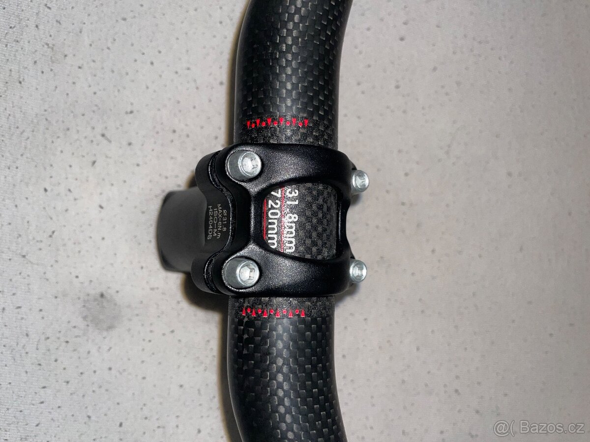 Karbonová řídítka