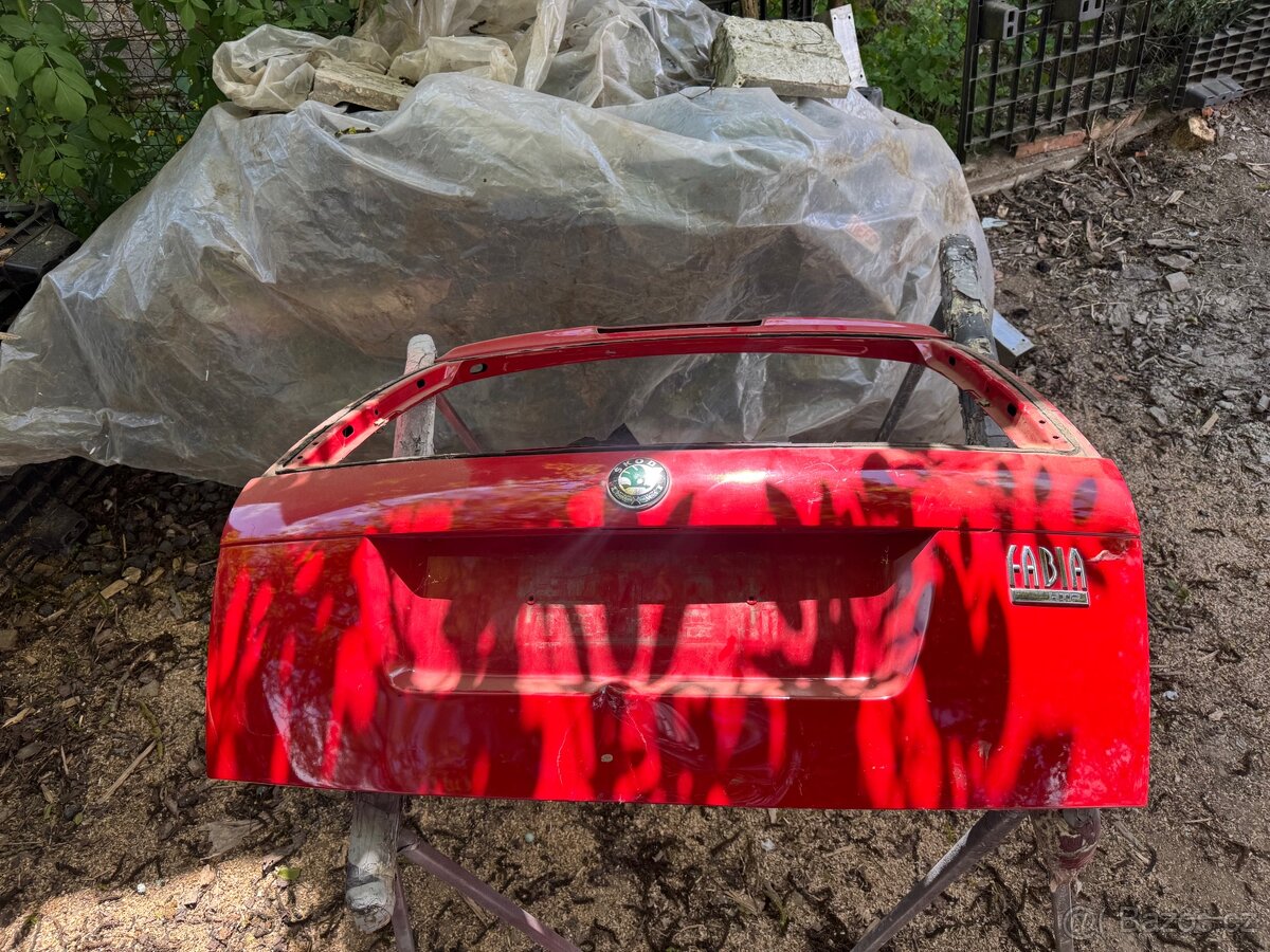 Škoda fabie 1 kombi víko kufru