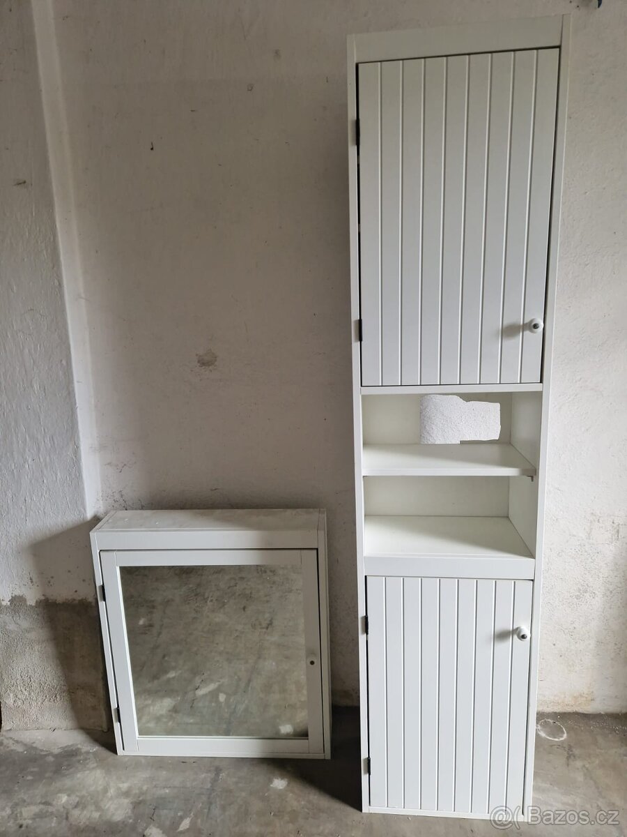 Koupelnová skříňka + zrcadlo 