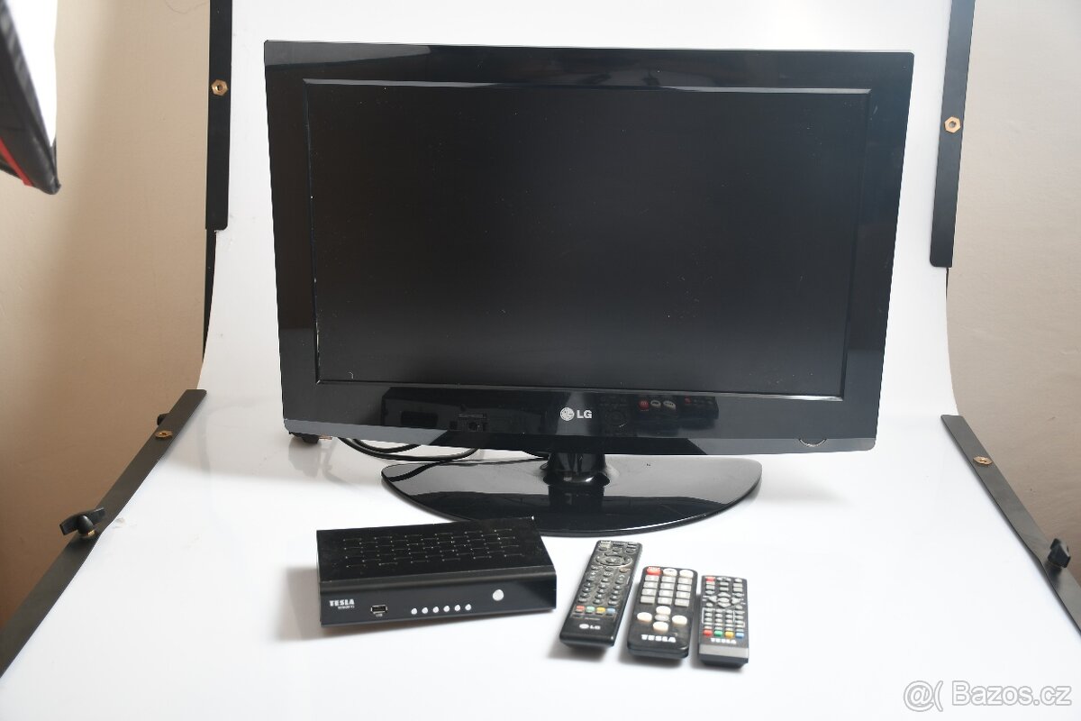 Televizor LG 67 cm + set top box