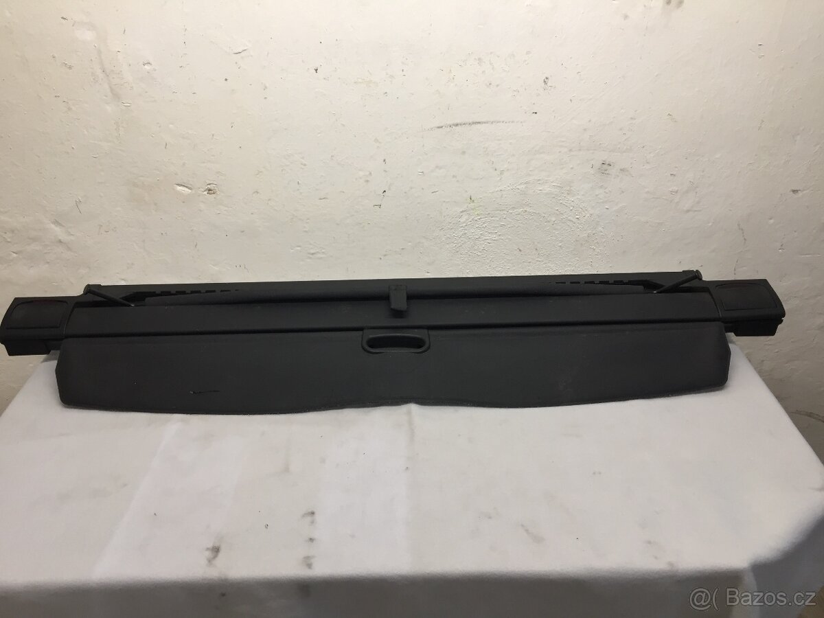 BMW E91 2005-2008 - ROLETA KUFRU SE SÍTÍ ČERNÁ