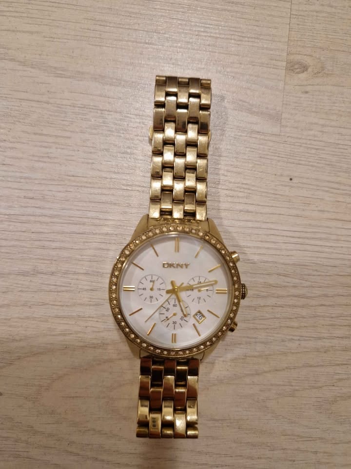 Hodinky DKNY dámské