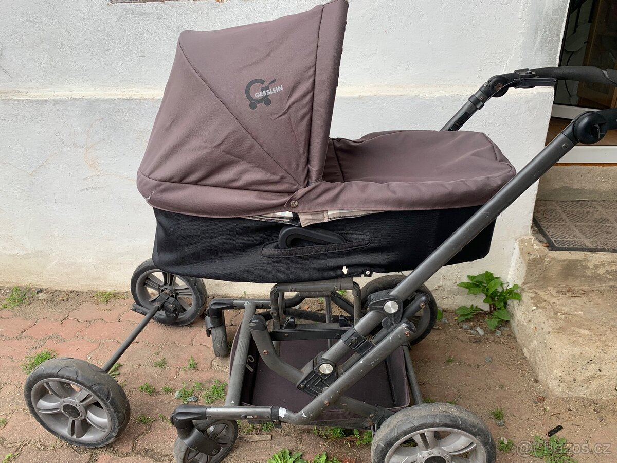 Kočárek Gesslein za kafe.