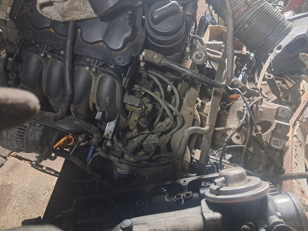 Motor převodovka oct 1 golf 4 seat leon 1.6 benzin